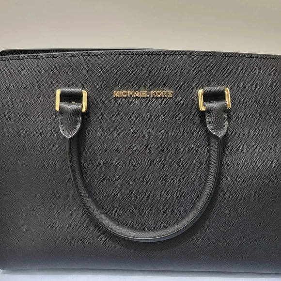 MICHAEL Michael Kors Handbags - Michael Kors black purse